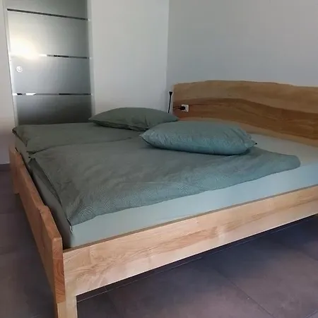 Hisa Za Gradom קובאריד