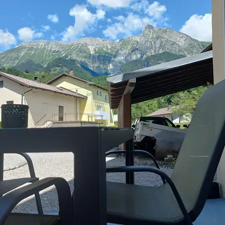 公寓 Hisa Za Gradom *