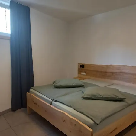 Apartment Hisa Za Gradom Kobarid