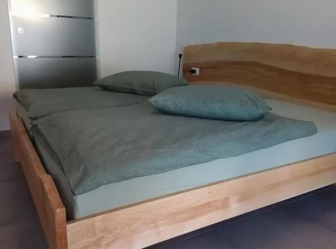 Hisa Za Gradom コバリード