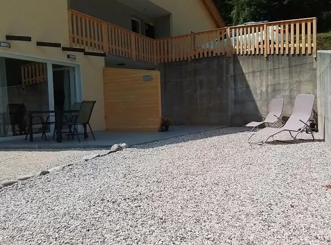 Hisa Za Gradom 公寓 *