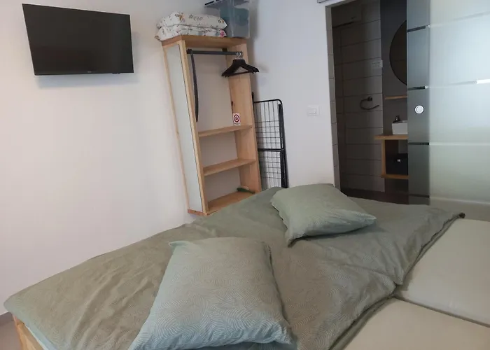 公寓 Hisa Za Gradom *