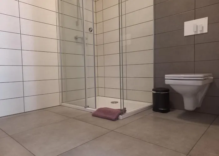 Hisa Za Gradom アパート コバリード