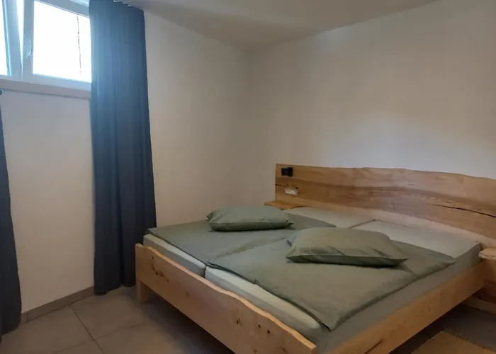 公寓 Hisa Za Gradom 科巴里德