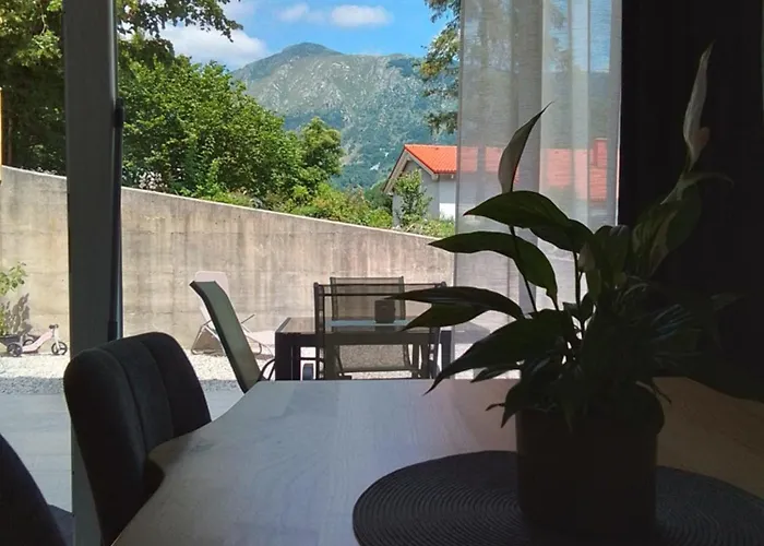 公寓 Hisa Za Gradom *